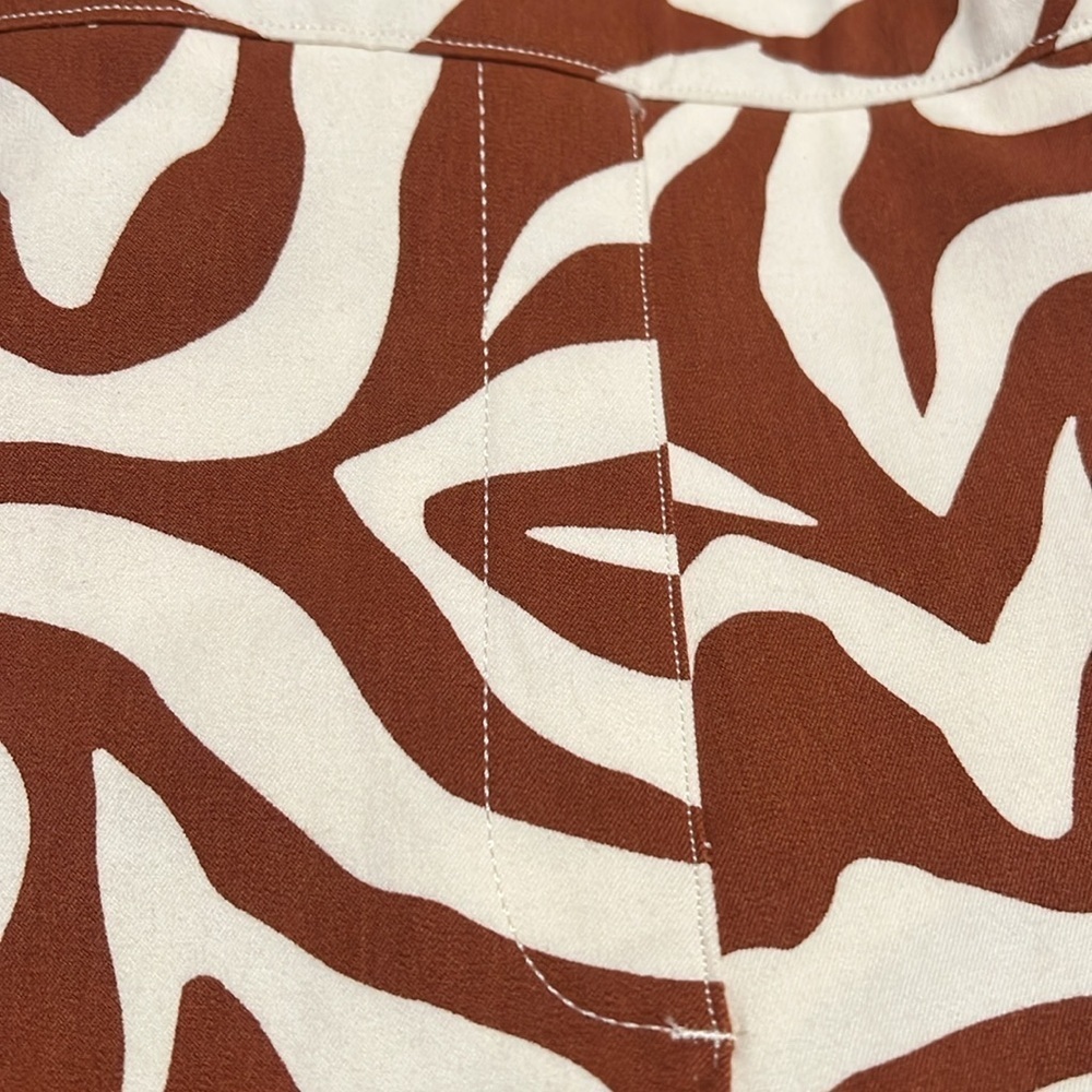 NEW! Spanx clay and cream polished cotton blend pants! - Picture 6 of 8